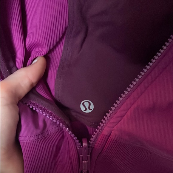 Purple Athletic Jacket with Hood and Fitted Design - Picture 4 of 5